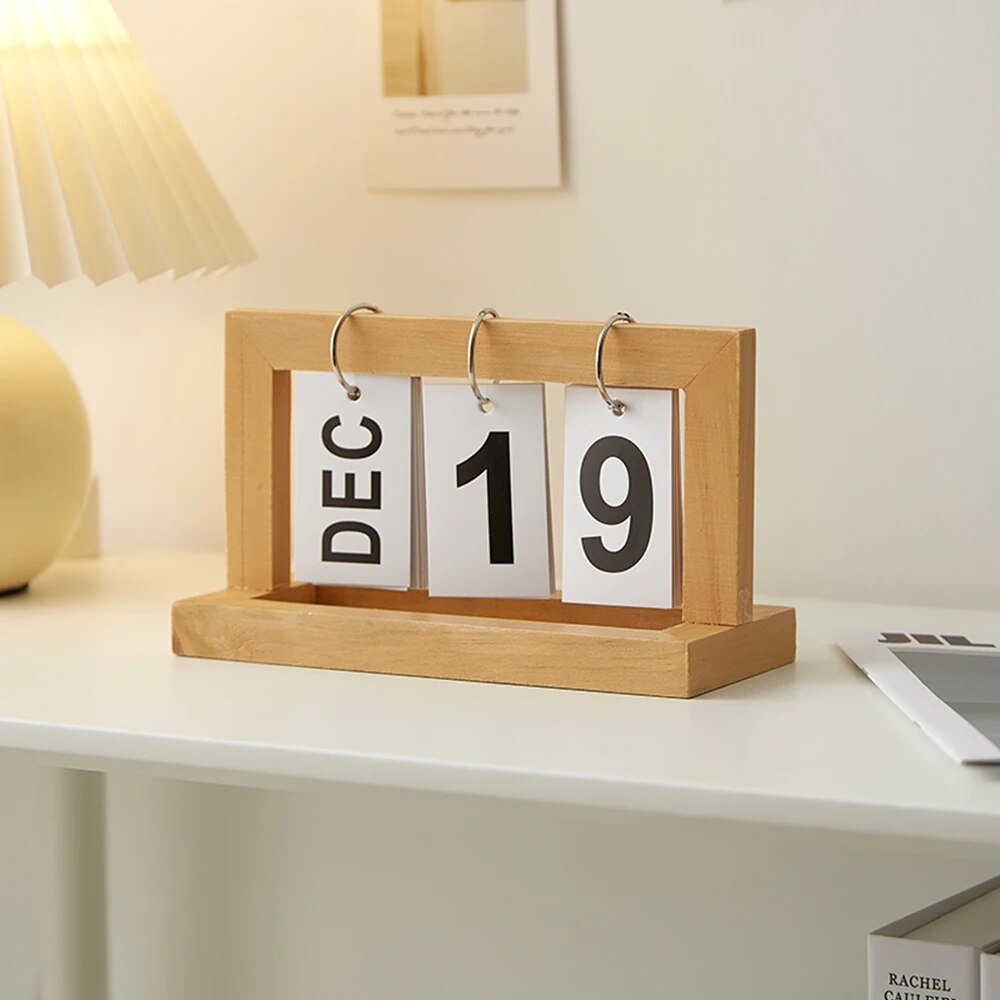 Square wood calendar